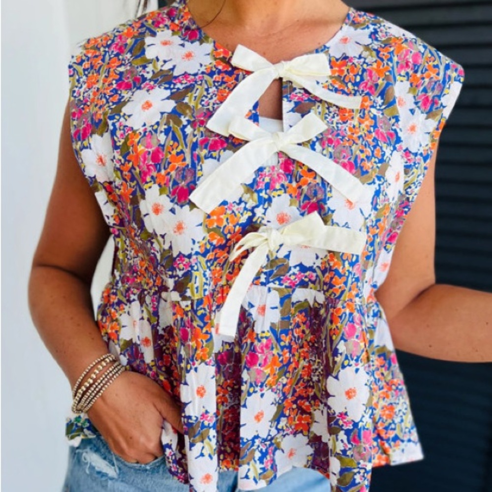 NWT…Boutique Floral Pattern Bow Detail Peplum Sleeveless Top…Size Medium - Picture 5 of 7
